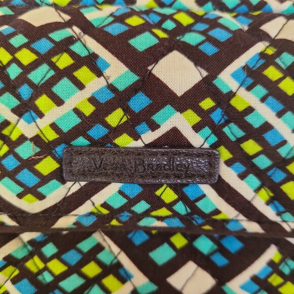 VERA BRADLEY RFID Wristlet /Crossbody RAIN FOREST - No Shoulder Strap - Retired - Picture 2 of 8